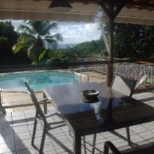 Villa créole avec piscine en Guadeloupe