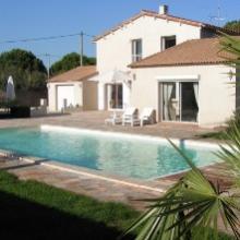 Spacious rent in the Cap d'Agde with warmed swimming pool
