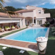 In the Cap d'Agde, the luxury villa with swimming pool