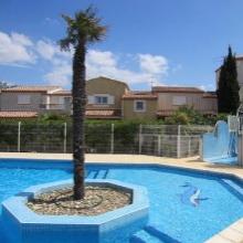Rent with swimming pool close to the beach in the Cap d'Agde