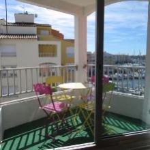 Studio cabin with terrace in Cap d'Agde with view of the port